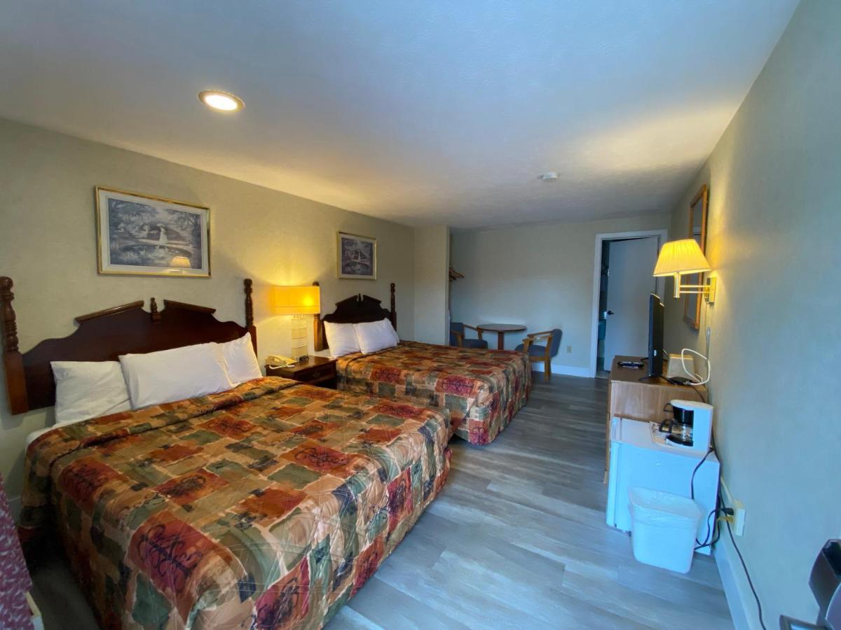 Economy 682 Main St Sturbridge