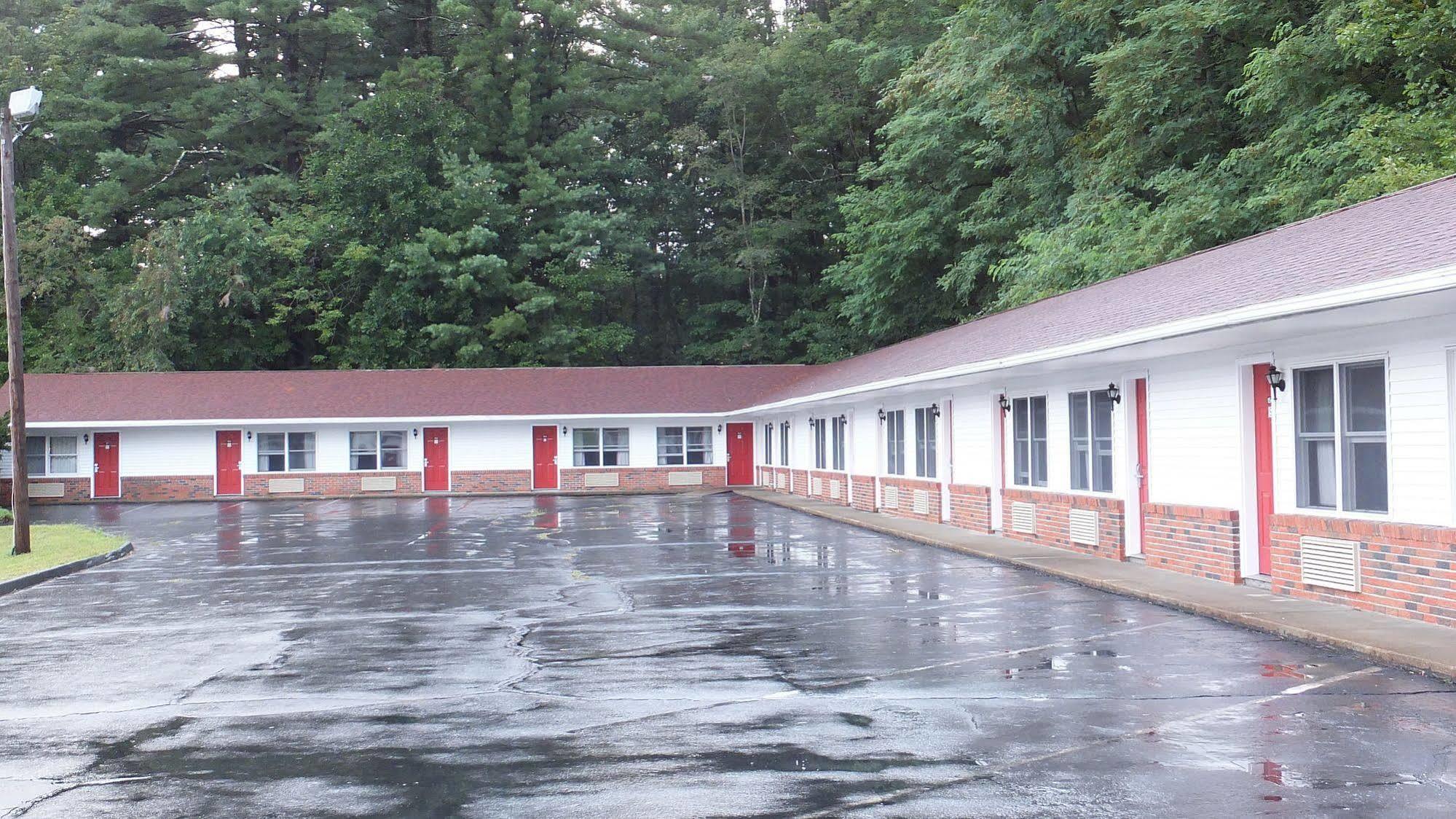 Economy Motel
